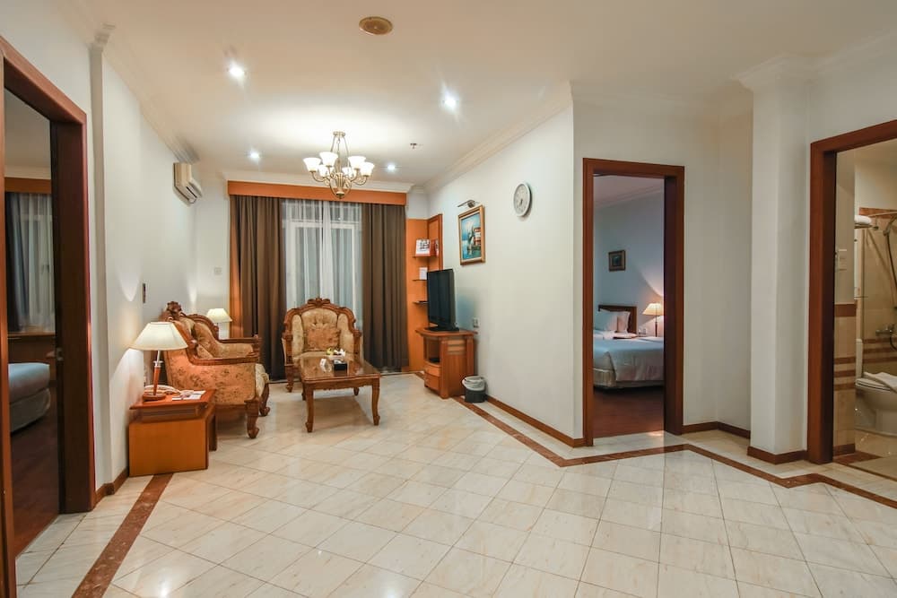 Grand Eska Hotel and Residences - CHSE Certified