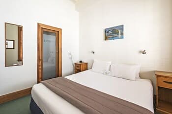 The Cambridge Hotel - Hostel