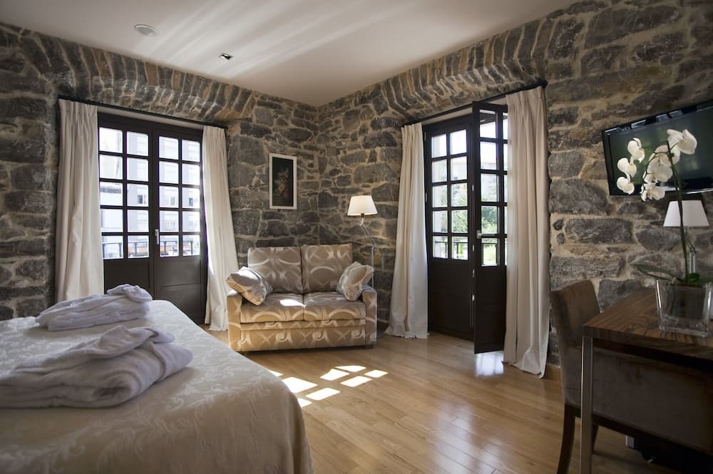 Antiguo Casino Hotel