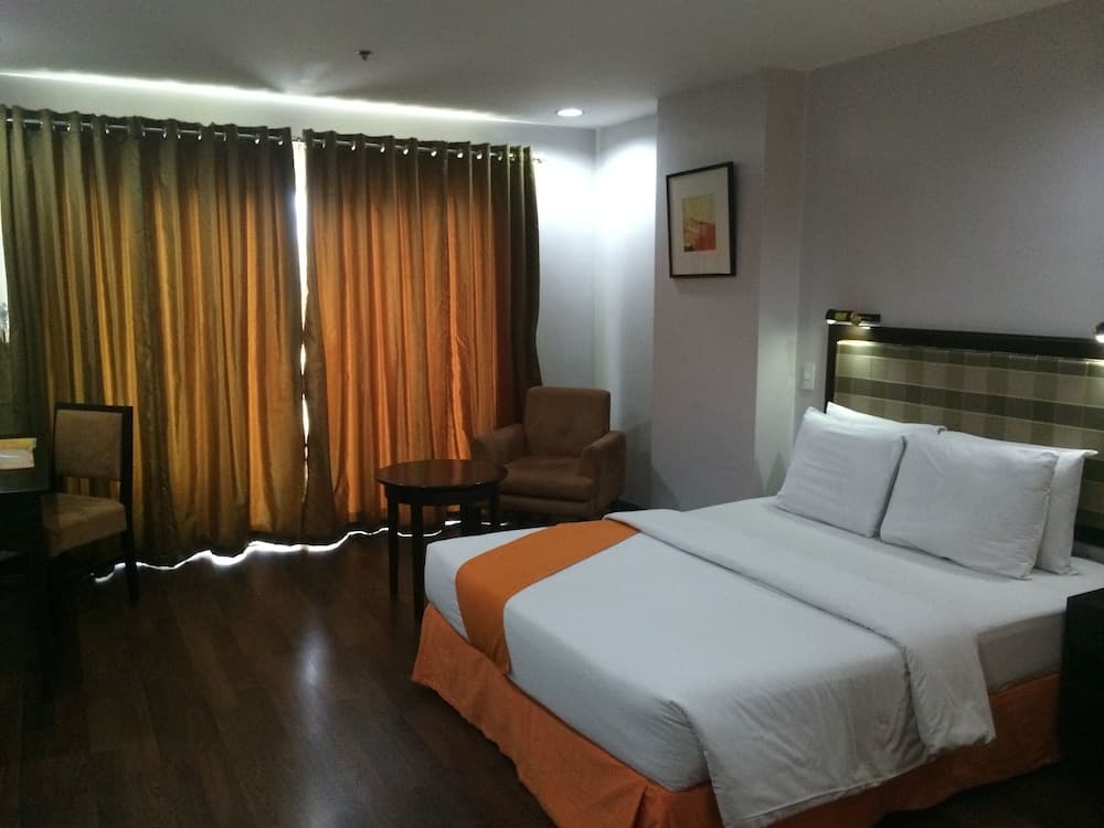 Baguio Burnham Suites