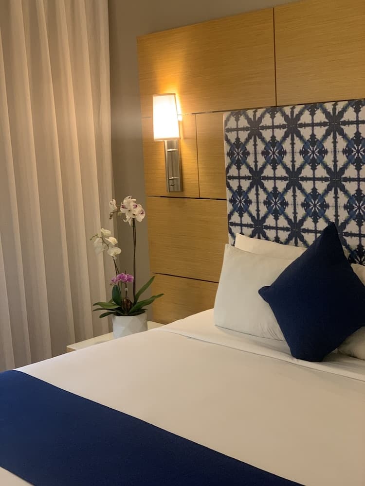 The Landon Bay Harbor - Miami Beach