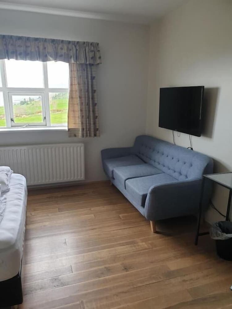 Hotel Sveinbjarnargerdi