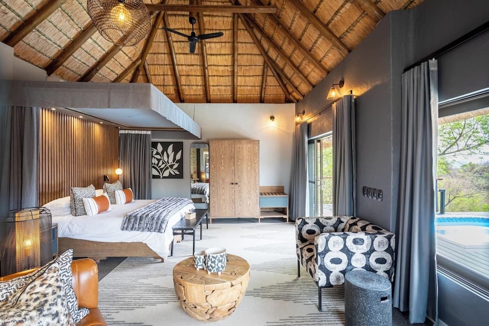 Tuningi Safari Lodge