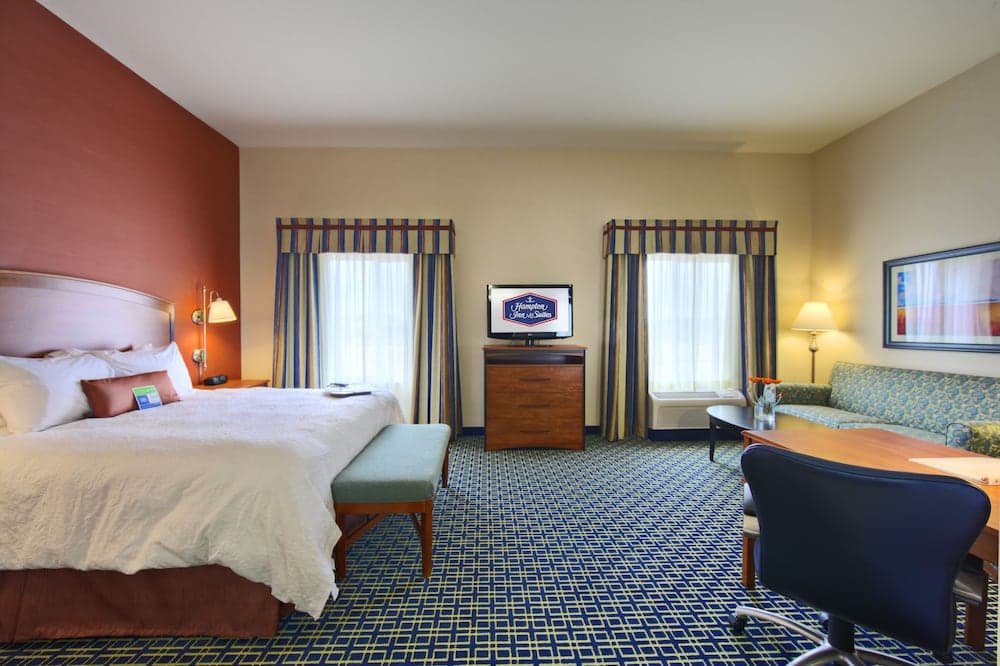 Hampton Inn & Suites Ridgecrest