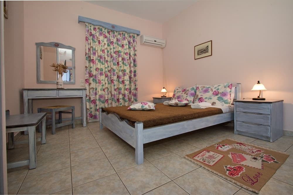 Sole e Mare Traditional Studios