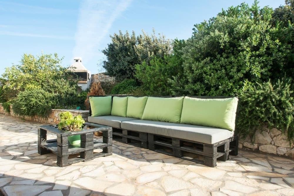 Athena Apartments & Studios