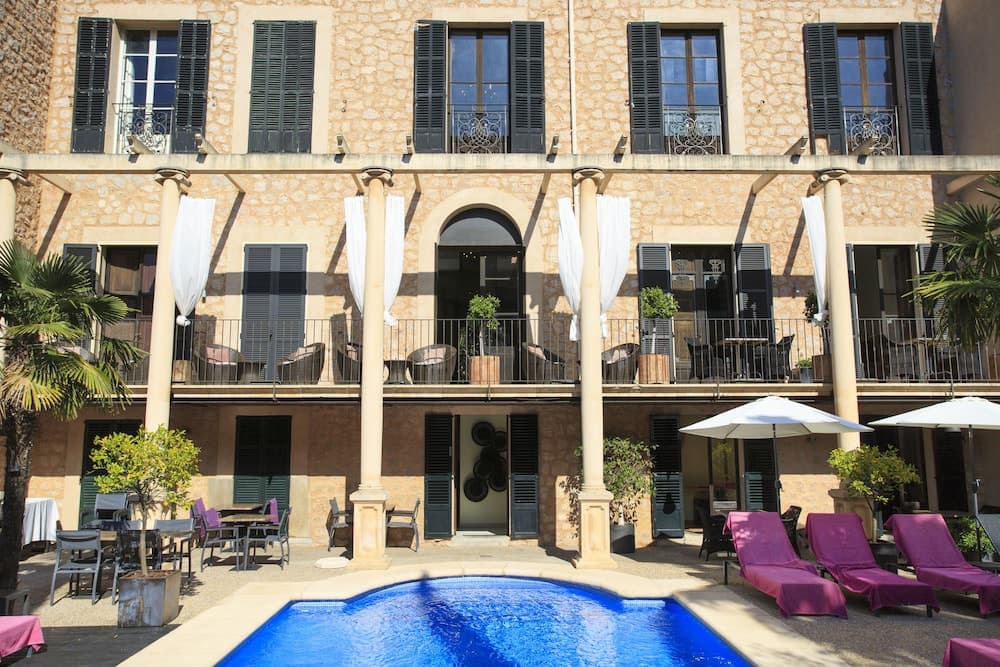 hotel image