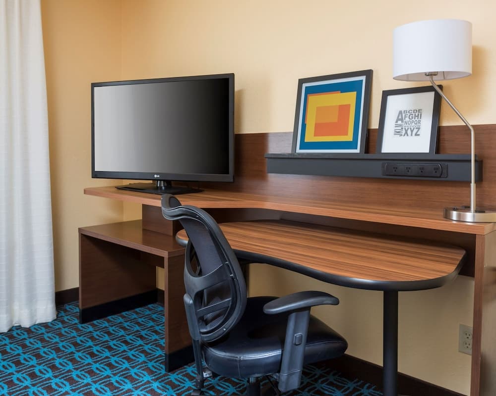Fairfield Inn & Suites Houston Intercontinental Airport