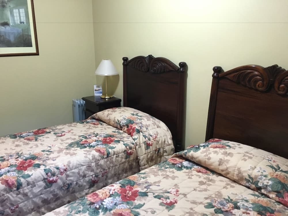 Avonmore on the Park Boutique Hotel