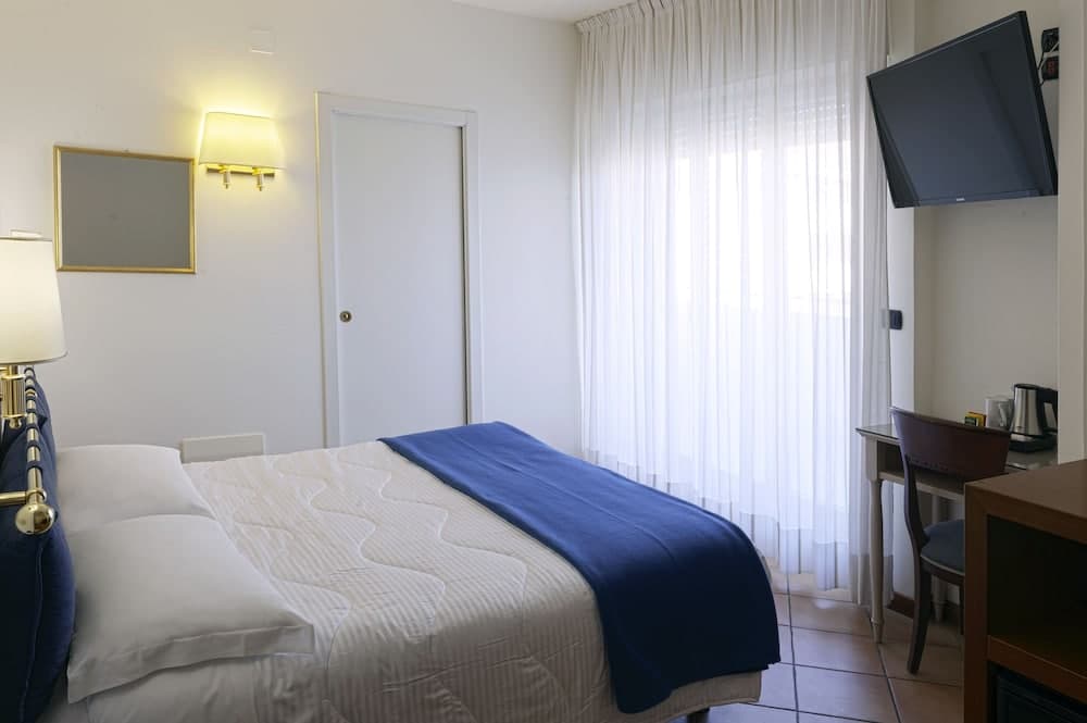 International Hotel & Suite