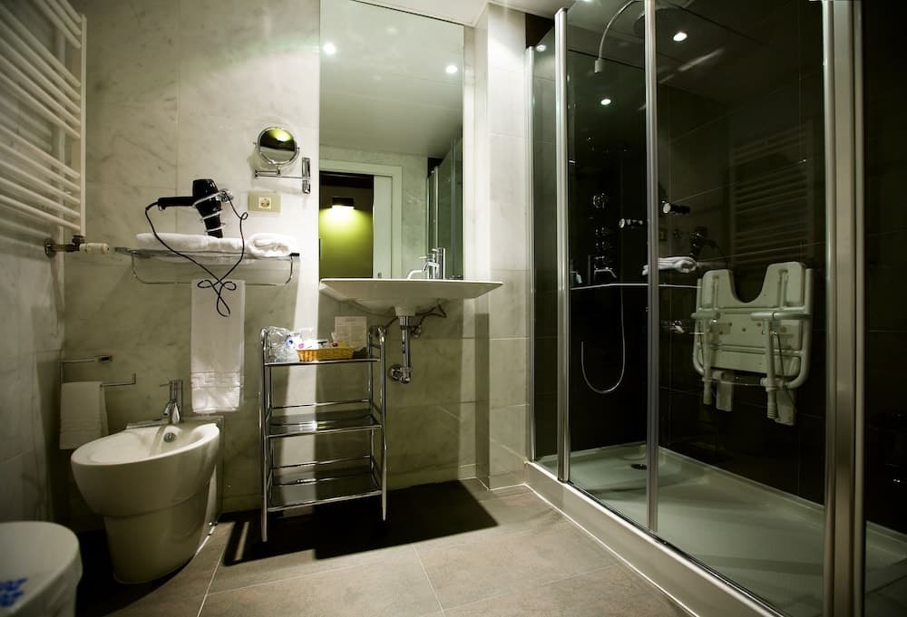 Santa Beatriz De Silva