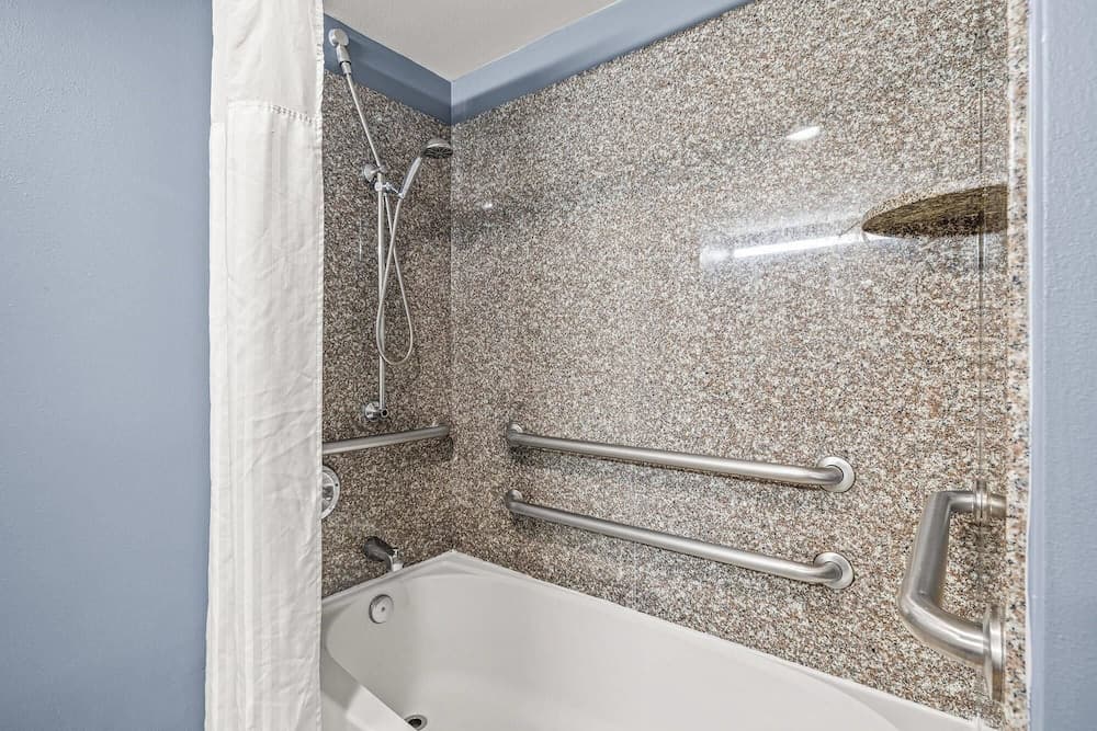 Quality Inn & Suites Tampa near Fairgrounds and Casino