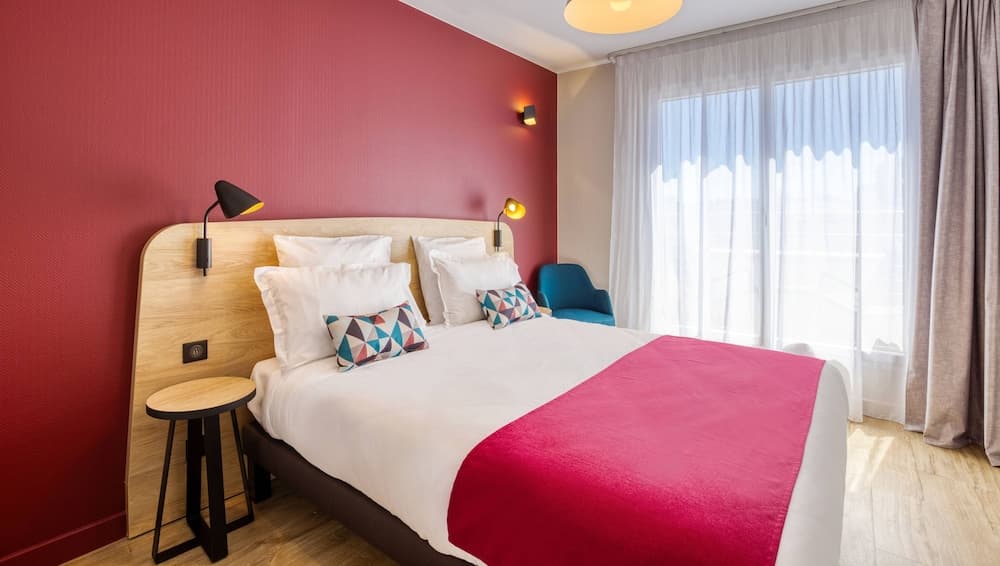 Appart'City Confort Paris Clichy Mairie