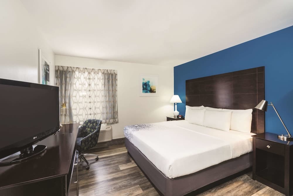 La Quinta Inn & Suites by Wyndham Brooklyn Downtown