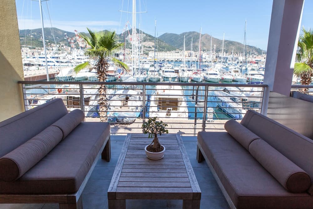 MarinaPlace Resort & Spa