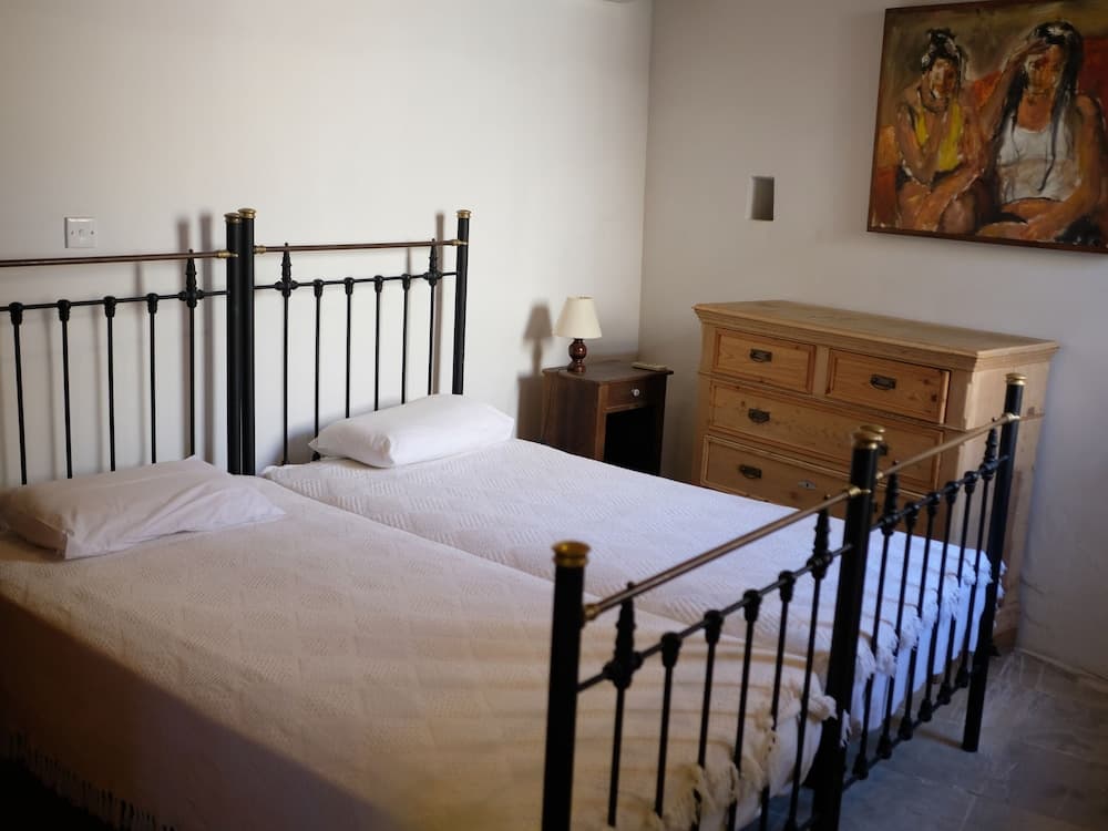 Evkarpos Country House