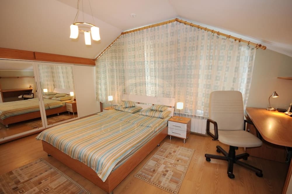 City Spring Apartments