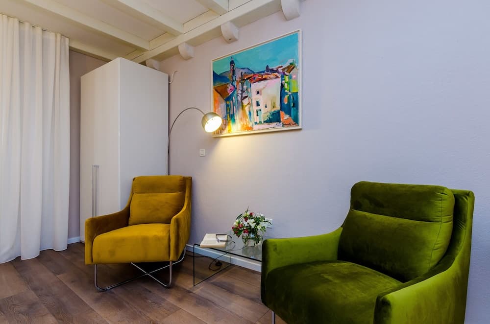 Villa Flores - Apartments