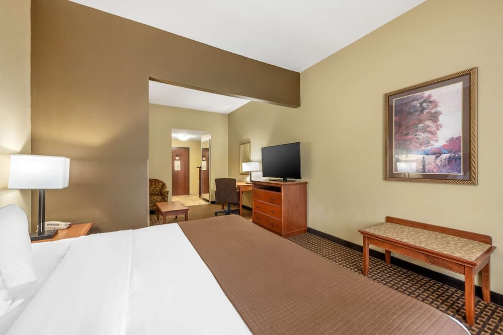Best Western Plus Grand Island Inn & Suites