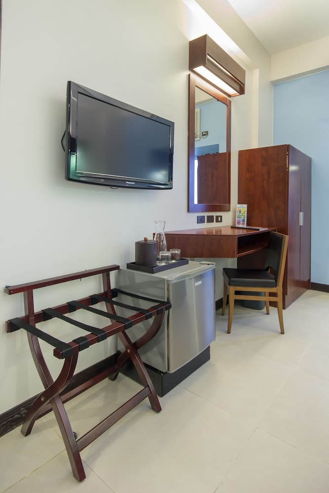 Microtel by Wyndham Mall of Asia