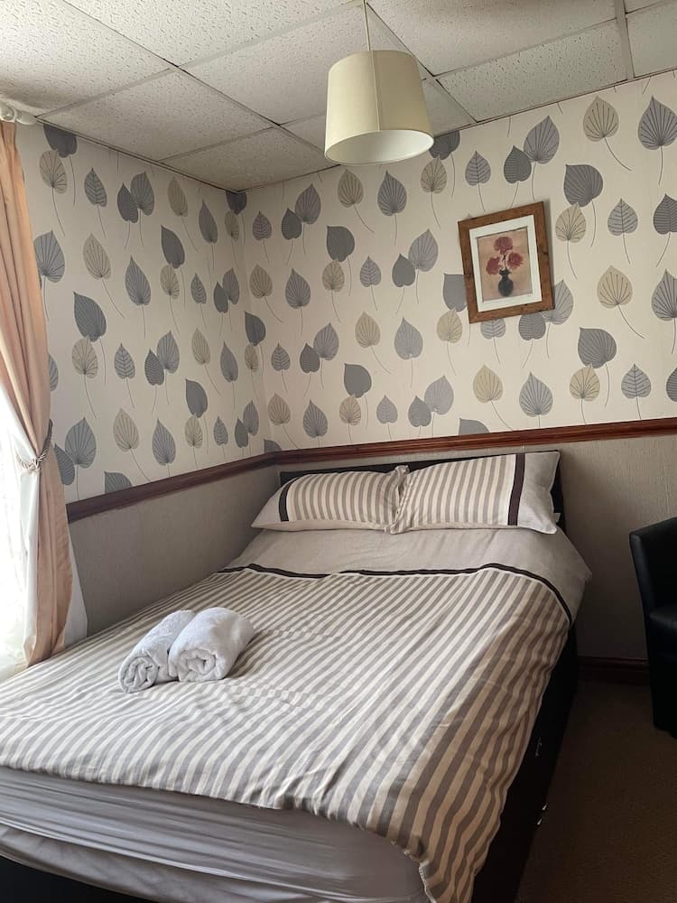 Roselea Hotel - St Chads