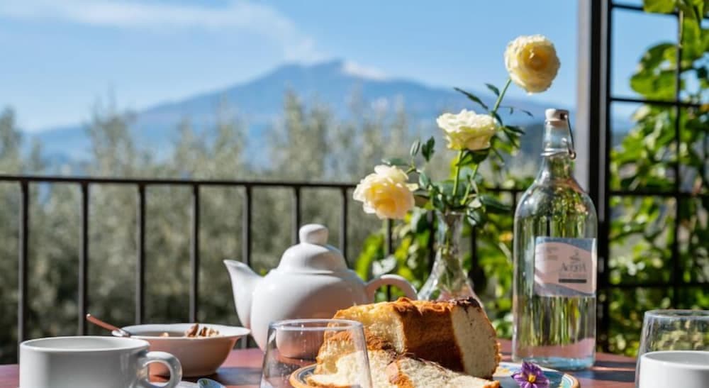 Agriturismo San Cataldo Farm Home