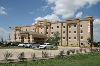 Hampton Inn & Suites Cleburne