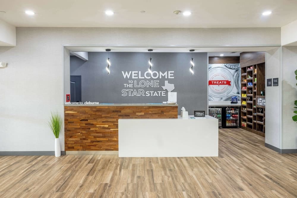 Hampton Inn & Suites Cleburne