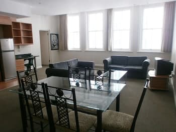 Glaston House 206 Apartment