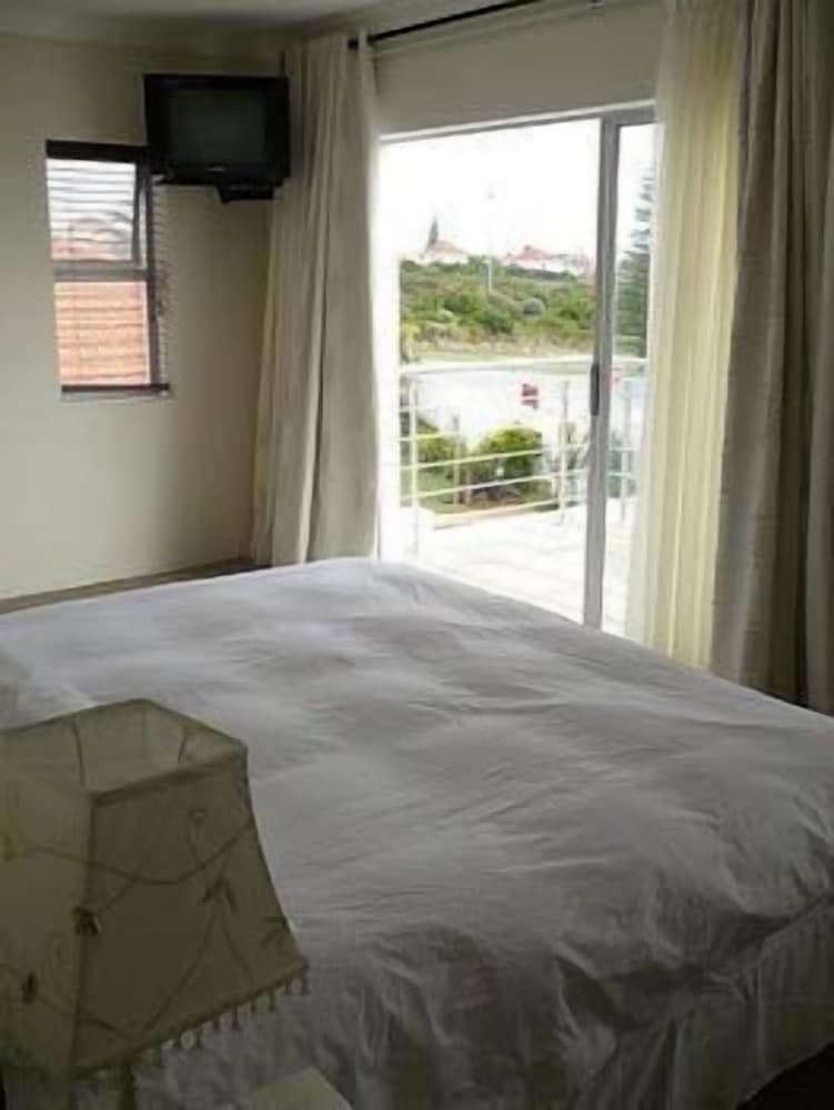 Aristotle Guest House