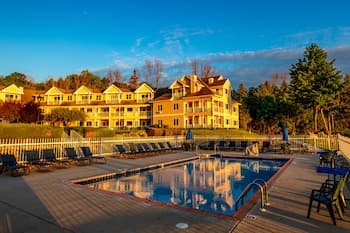 Westwood Shores Waterfront Resort