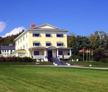 Rossmount Inn