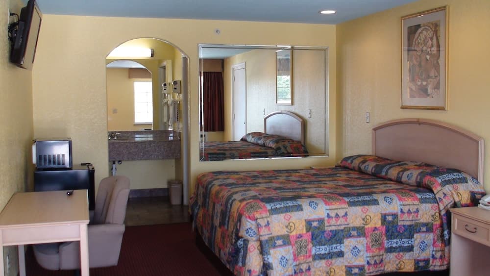 Winnquest Inn Near Ft. Sam Houston