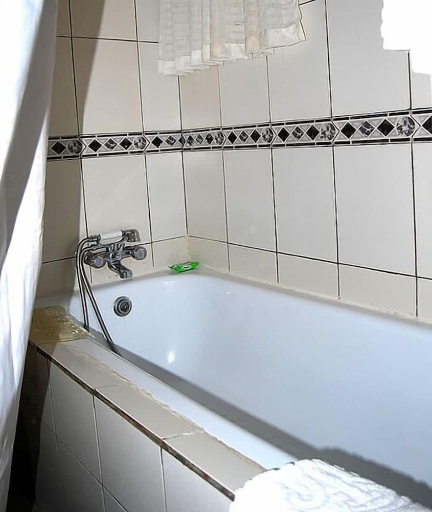 Acacia Guest Lodge North Kaneshie