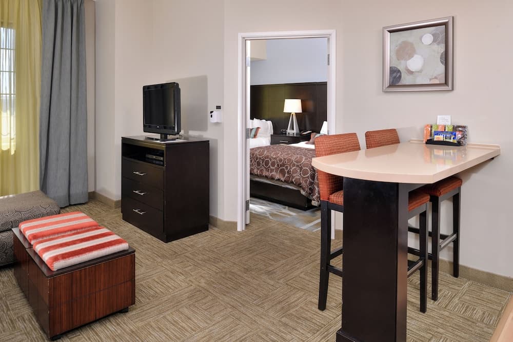 Staybridge Suites Stone Oak by IHG