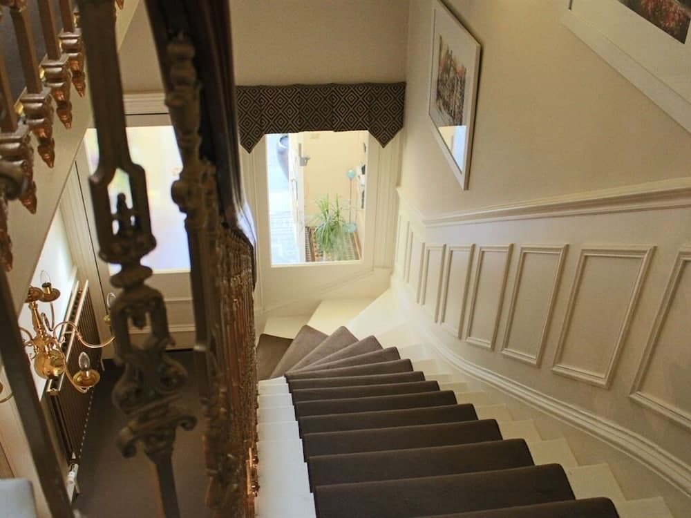 Highfield Guest House