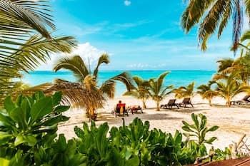 Tamanu Beach