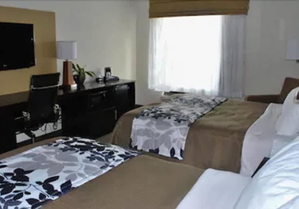 Express Inn & Suites