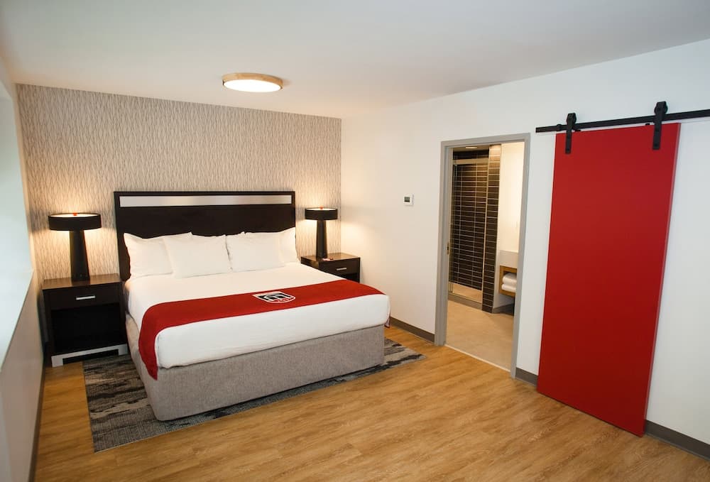 The University of Georgia Center for Continuing Education & Hotel