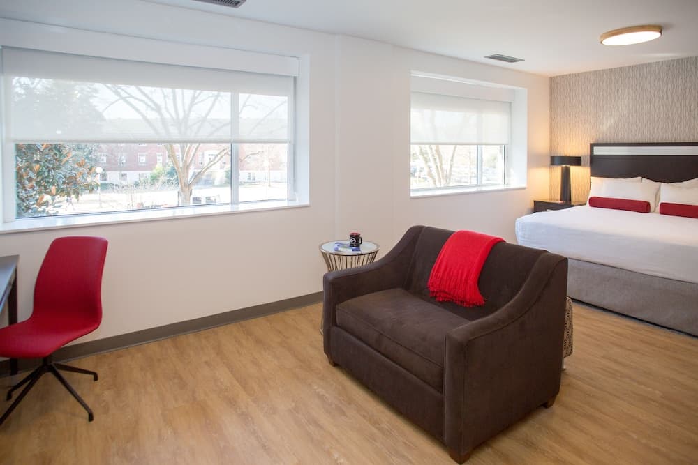 The University of Georgia Center for Continuing Education & Hotel