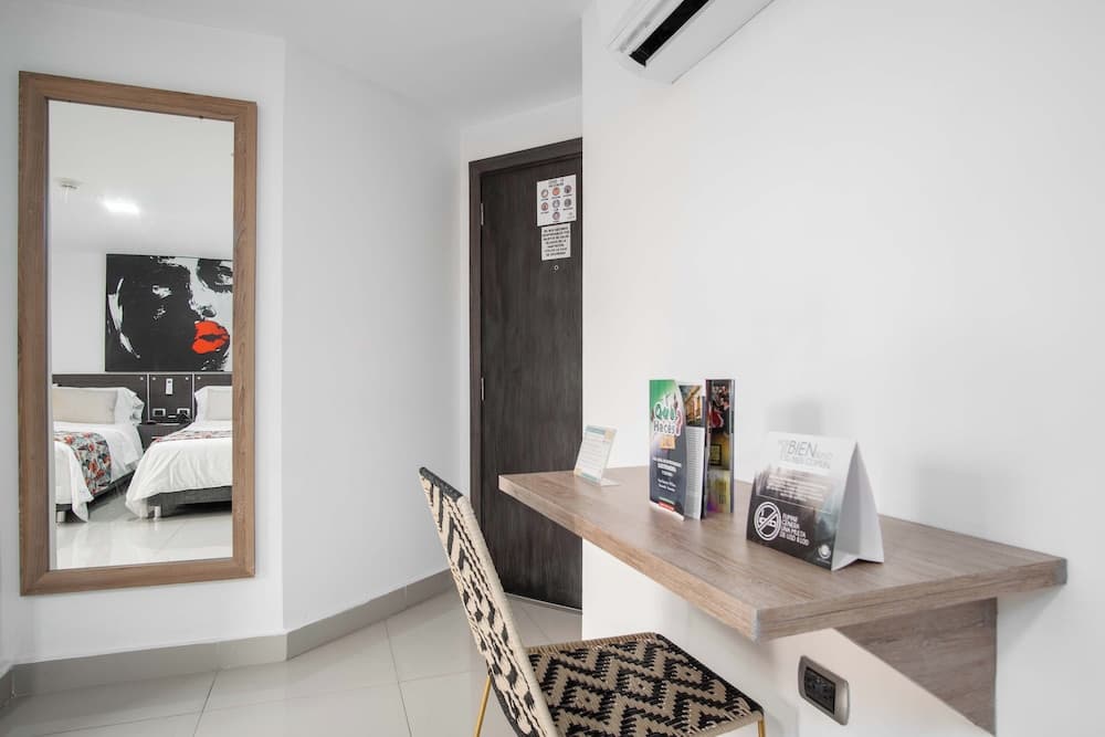 Azor Hotel Cali Versalles