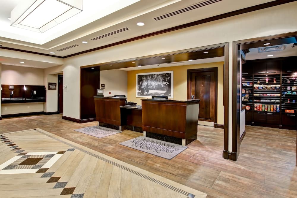 Hampton Inn by Hilton Toronto Airport Corporate Centre