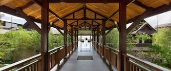 Crimson Resort and Spa Mactan