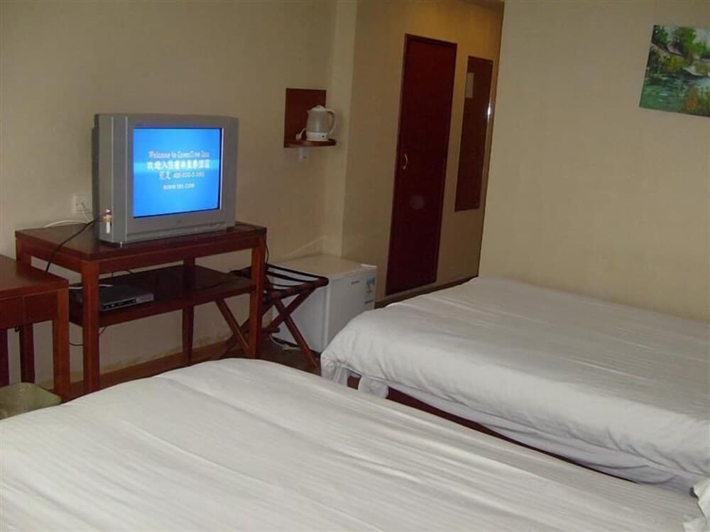 GreenTree Inn Yangzhou Plaza Hotel