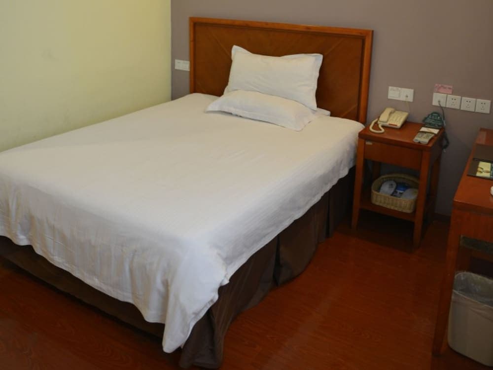 GreenTree Inn Nanjing Shanxi Road Cloth City Hotel