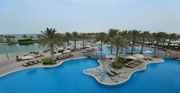 Al Bander Hotel & Resort