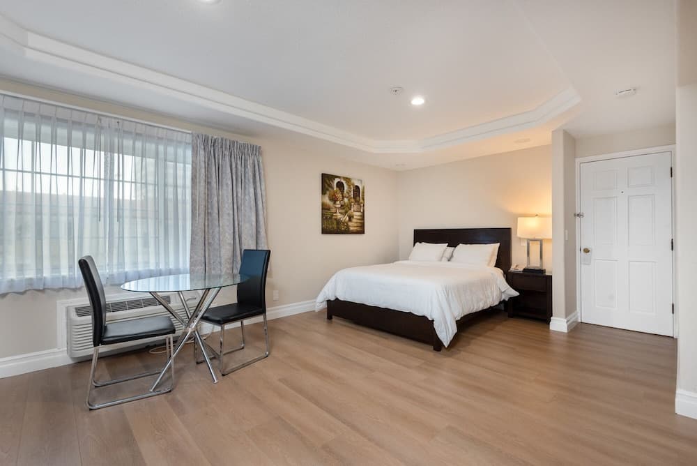 Wilshire Crest Hotel Los Angeles