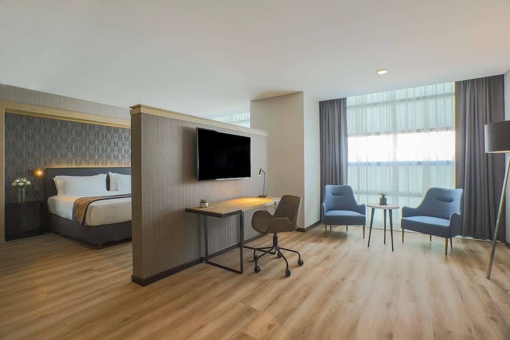 NH Mexico City Valle Dorado