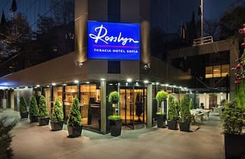 Rosslyn Thracia Hotel
