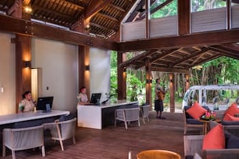 Lomani Island Resort & Spa